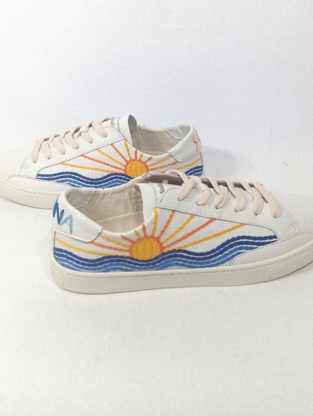 SOLUDOS Sunrise/Sunset Sneaker Women's Size 11 NWB - Picture 3 of 12